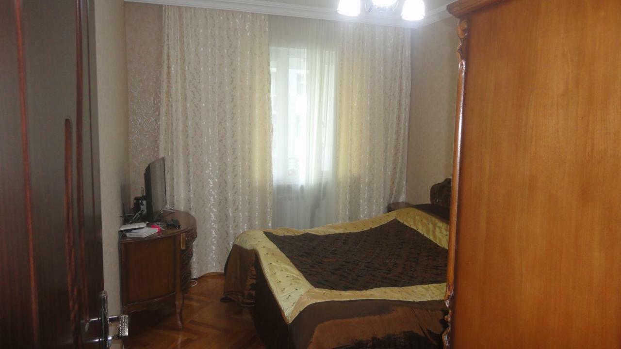 Апартаменты Жужуна Батуми Экстерьер фото