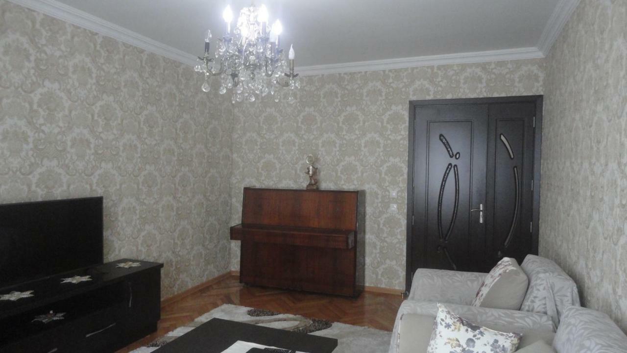 Апартаменты Жужуна Батуми Экстерьер фото